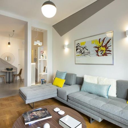 Appartamento Little Gem 2 Mins From Acropolis Museum Atene Esterno foto