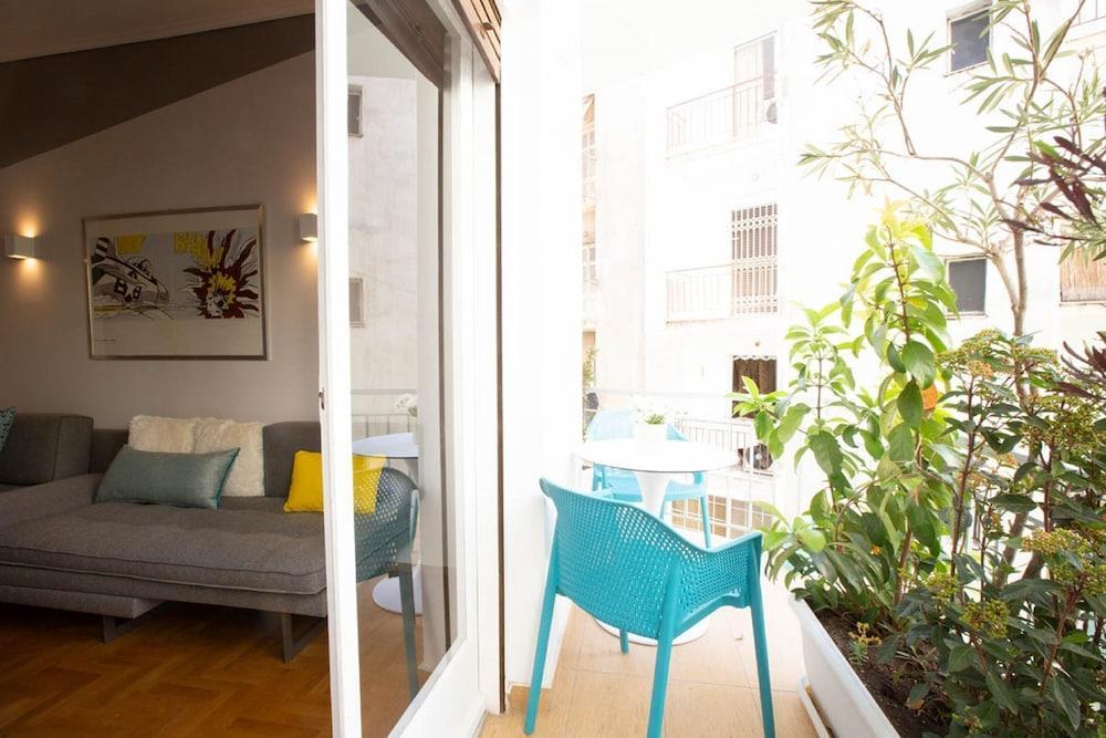 Appartamento Little Gem 2 Mins From Acropolis Museum Atene Esterno foto