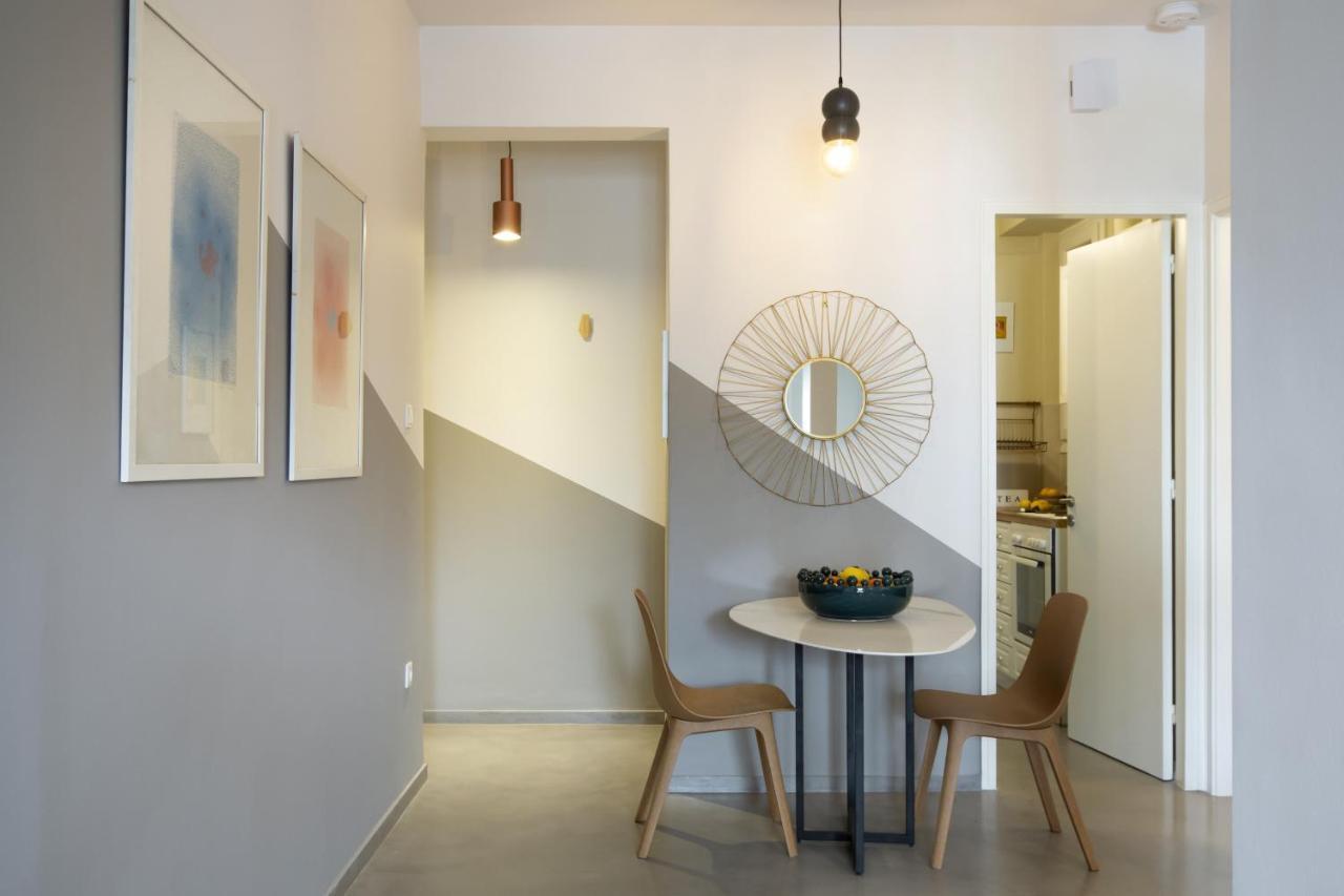 Appartamento Little Gem 2 Mins From Acropolis Museum Atene Esterno foto